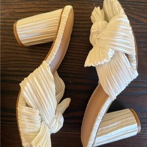 Elegant Cream Women's Slip-On Shoes